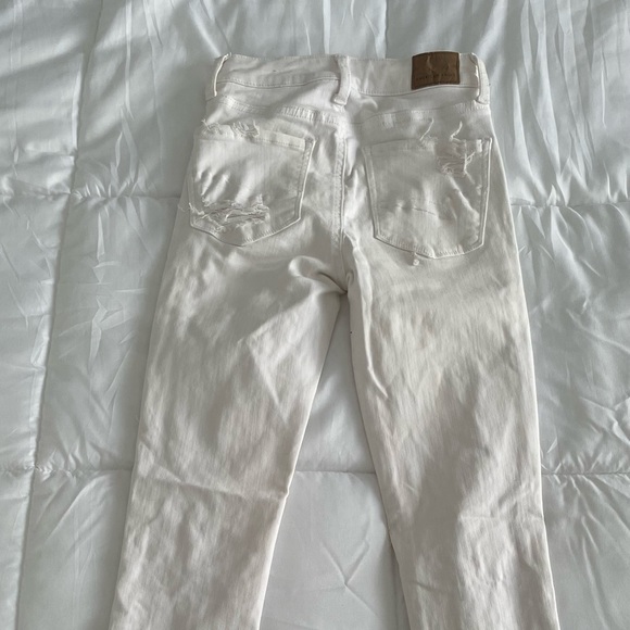 American Eagle white jeans - Picture 2 of 3